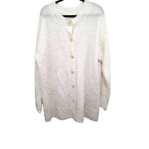 Treasure & Bond Ivory Cozy Boucle Button-Up Cardigan Sweater L Soft Textured Kni